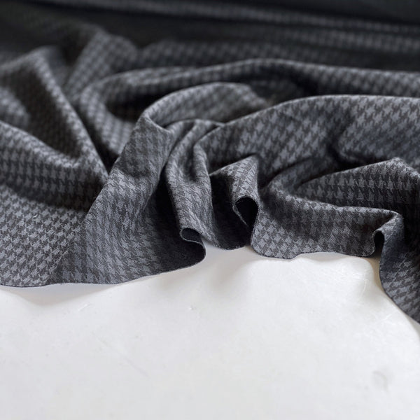 Black/Gray Houndstooth Jacquard Knit - Needle Sharp